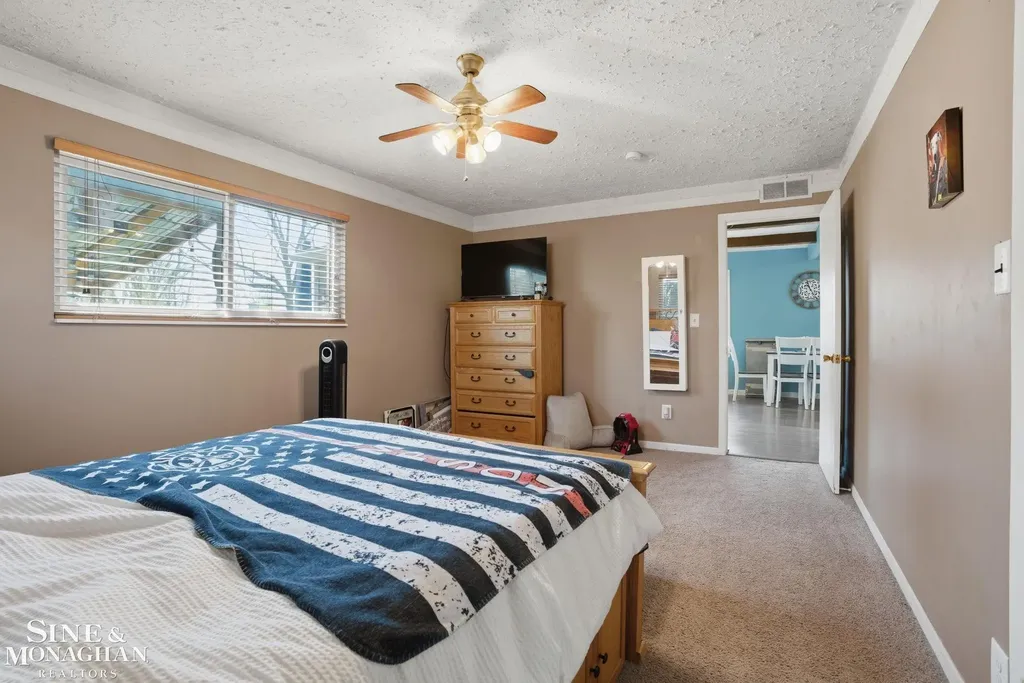 47172 Forton Drive Chesterfield Township MI 48047