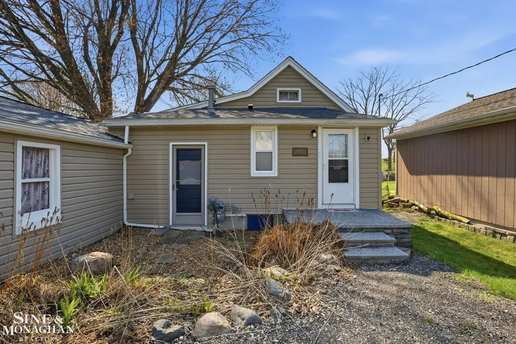 47172 Forton Drive Chesterfield Township MI 48047