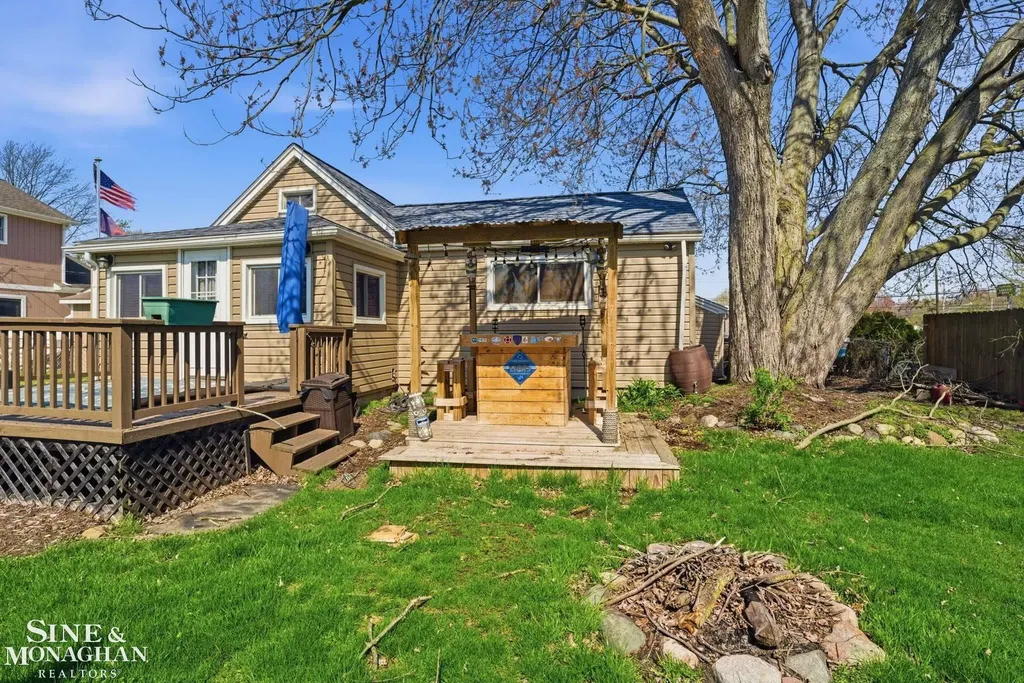 47172 Forton Drive Chesterfield Township MI 48047