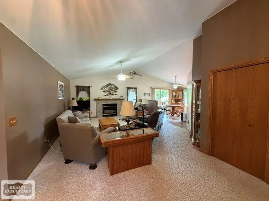 6651 Tamarack Freeman Township MI 48632