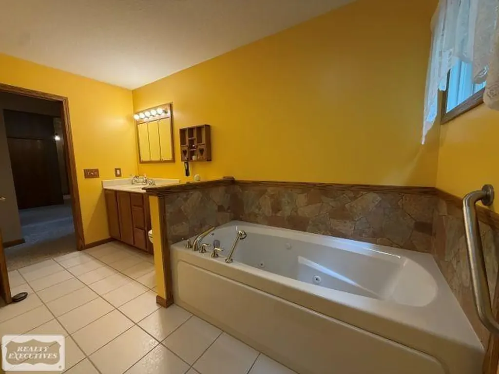 6651 Tamarack Freeman Township MI 48632