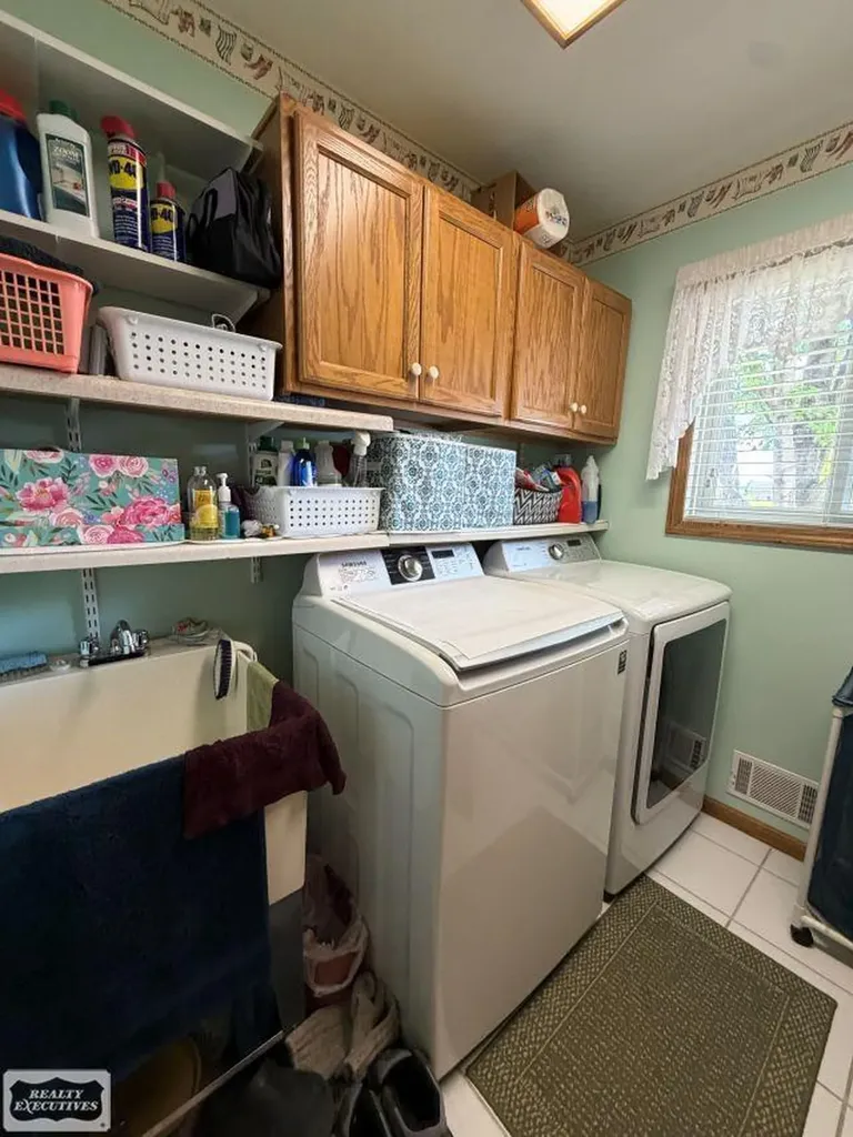 6651 Tamarack Freeman Township MI 48632