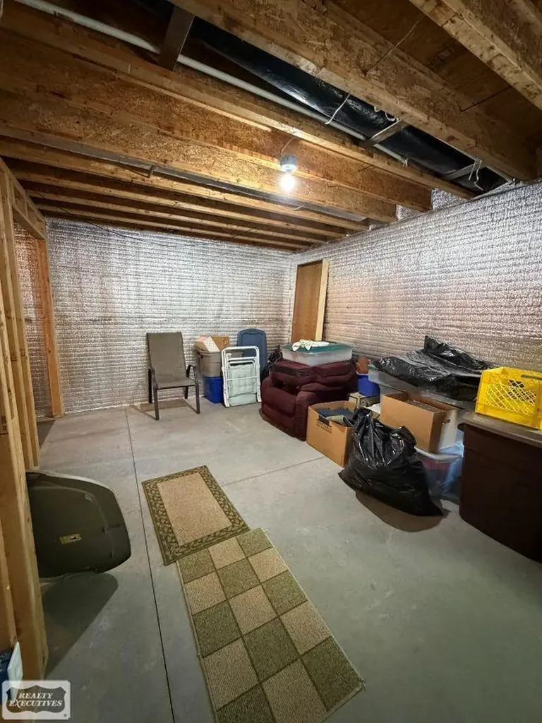 6651 Tamarack Freeman Township MI 48632