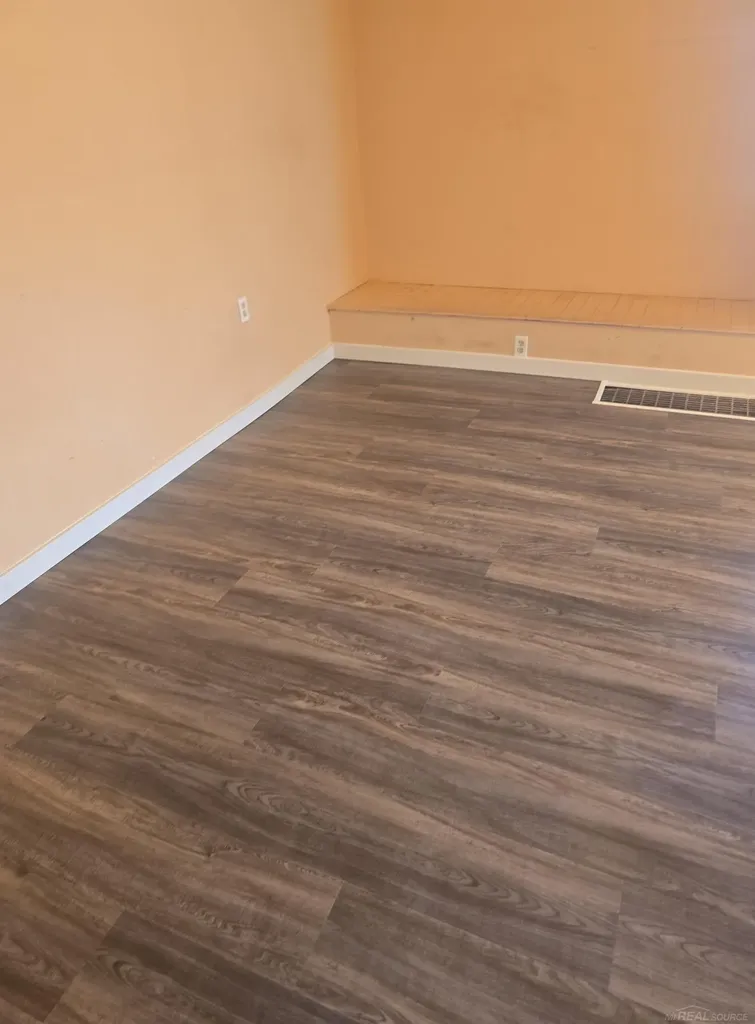 1641 Beidler Street Muskegon City MI 49441