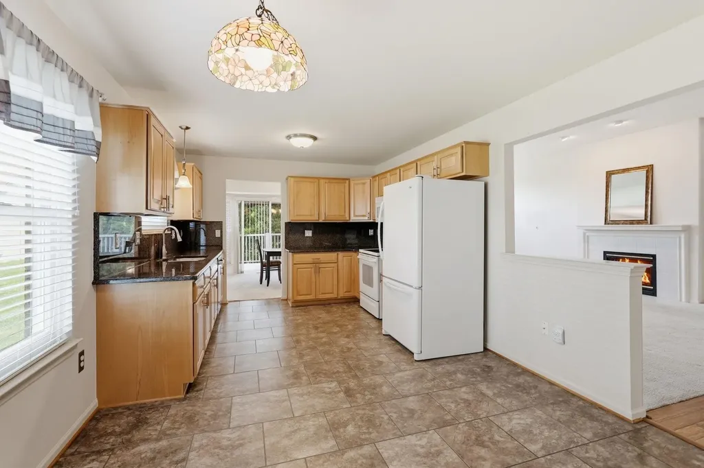 17233 Pond Drive Clinton Charter Township MI 48038