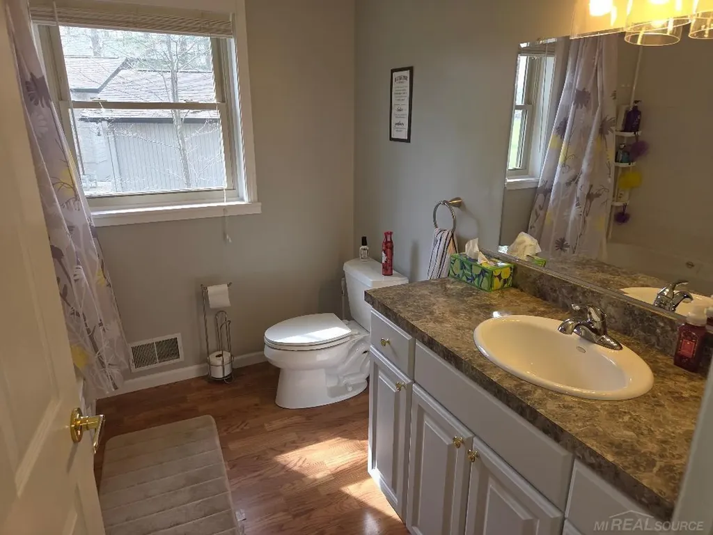 5700 Royal Court Butman Township MI 48624