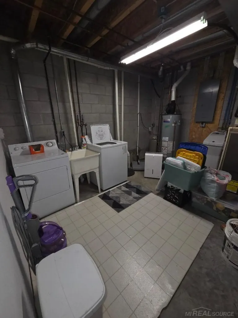 5700 Royal Court Butman Township MI 48624