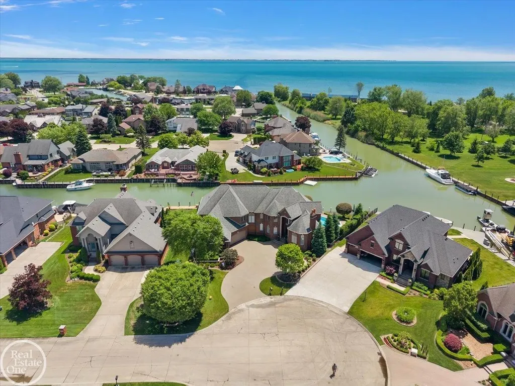 49515 Regatta Street Chesterfield Township MI 48047