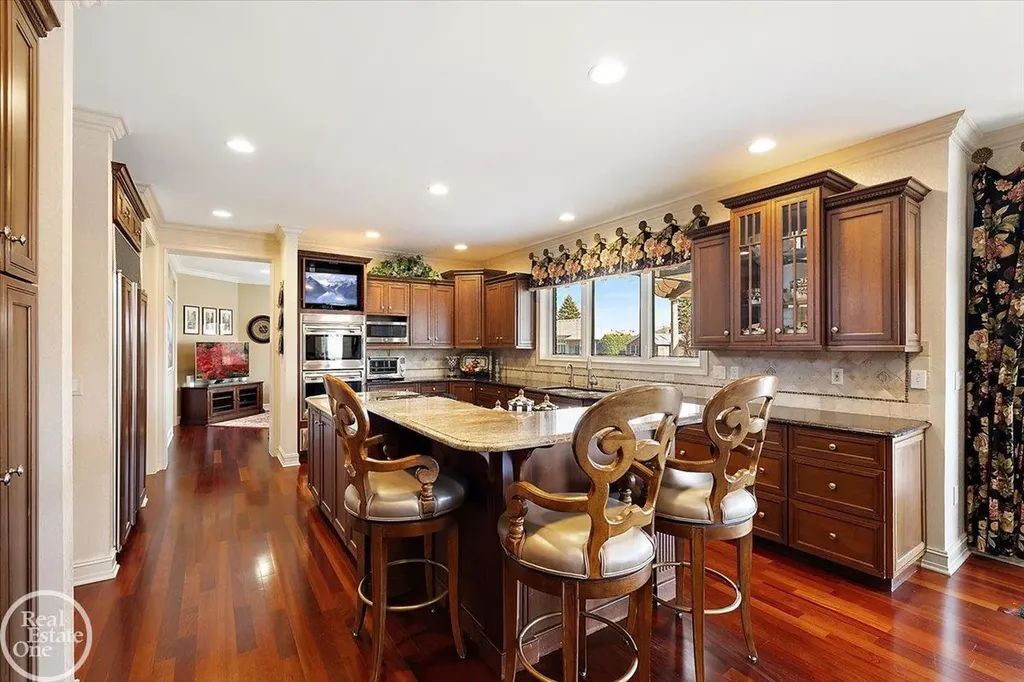 49515 Regatta Street Chesterfield Township MI 48047