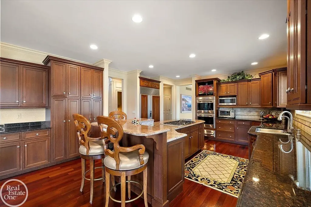 49515 Regatta Street Chesterfield Township MI 48047