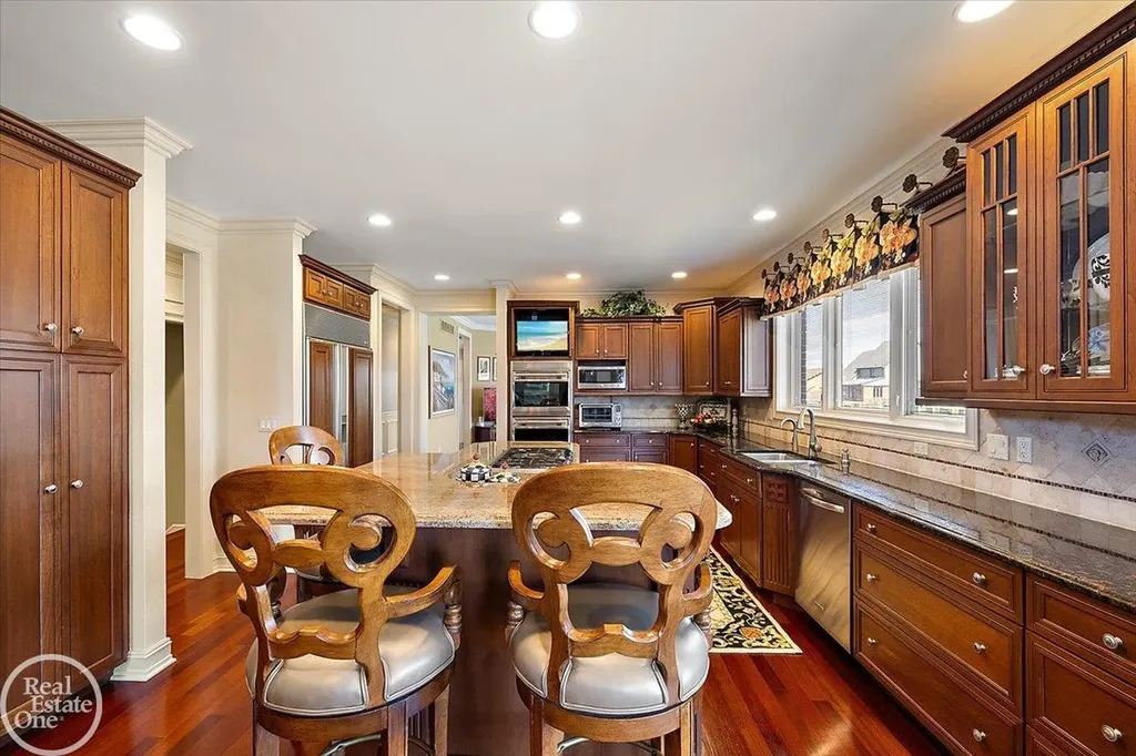 49515 Regatta Street Chesterfield Township MI 48047