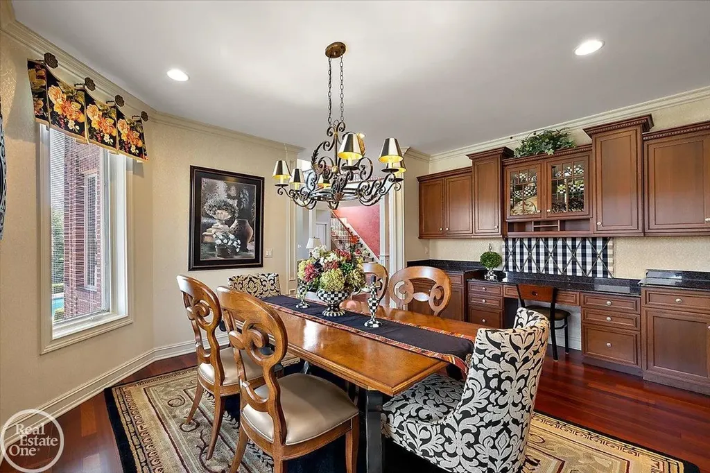 49515 Regatta Street Chesterfield Township MI 48047
