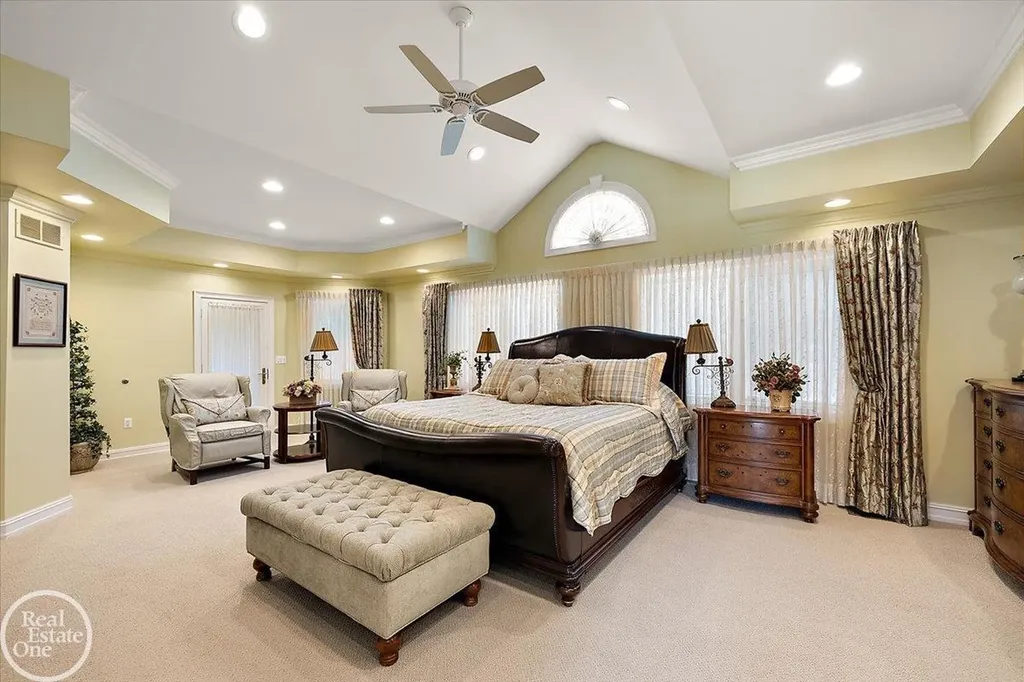 49515 Regatta Street Chesterfield Township MI 48047