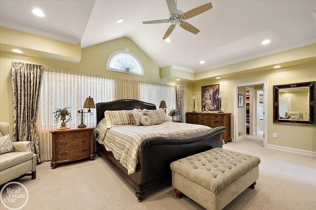 49515 Regatta Street Chesterfield Township MI 48047