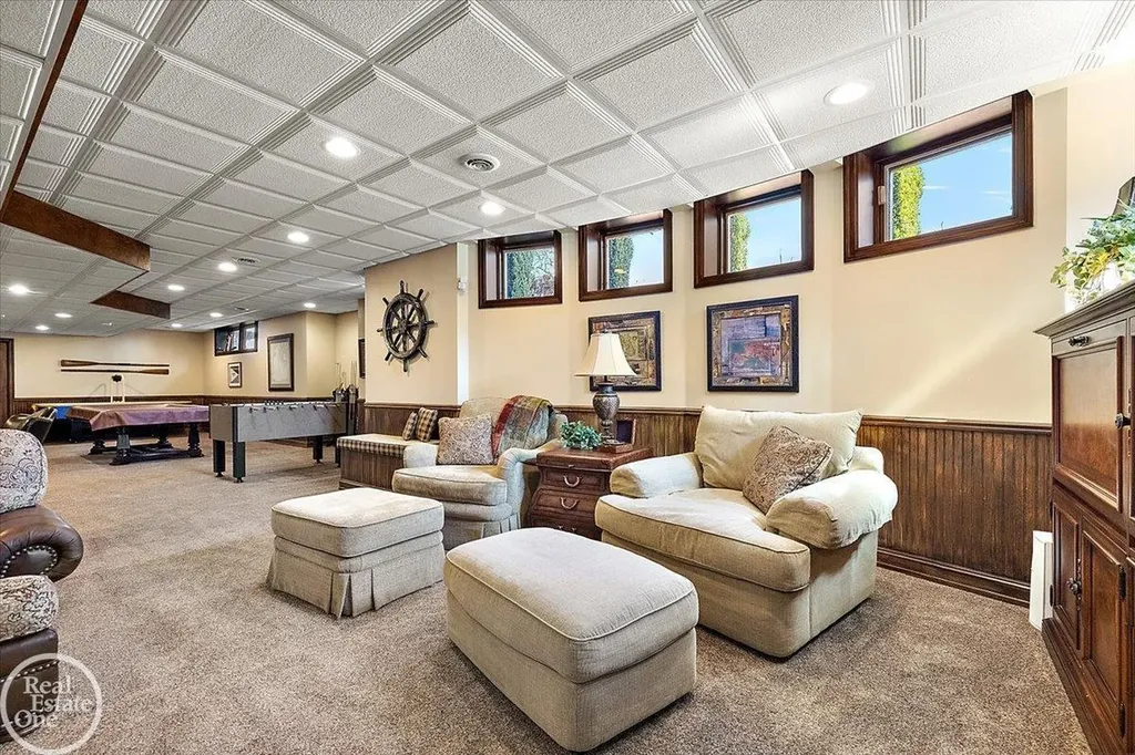 49515 Regatta Street Chesterfield Township MI 48047