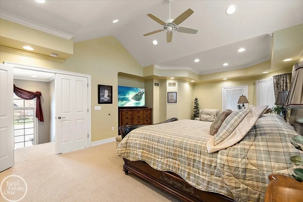 49515 Regatta Street Chesterfield Township MI 48047