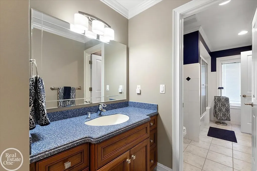 49515 Regatta Street Chesterfield Township MI 48047