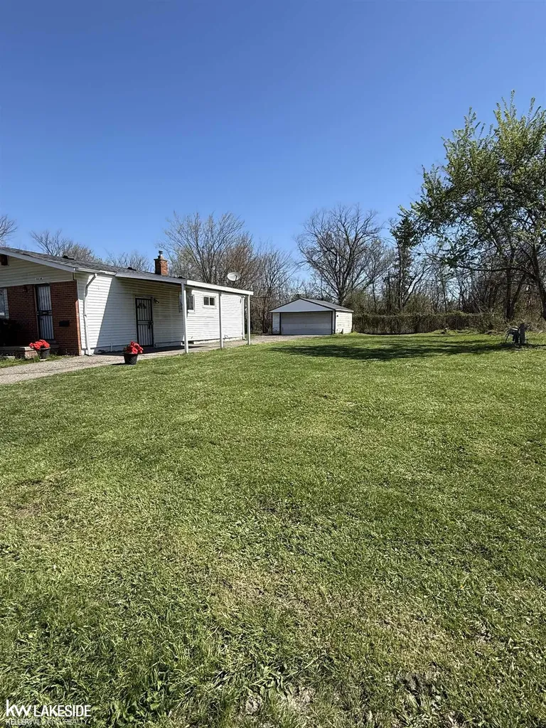 2636 Algonquin Street Detroit City MI 48215