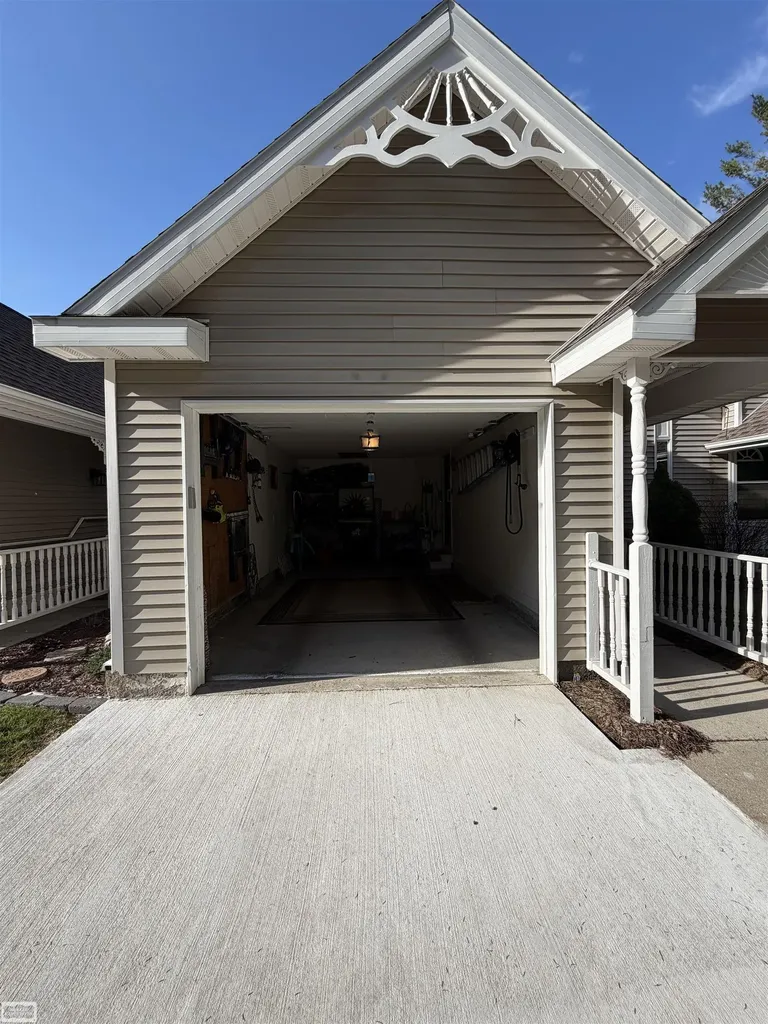 449 Irons Park Drive West Branch City MI 48661