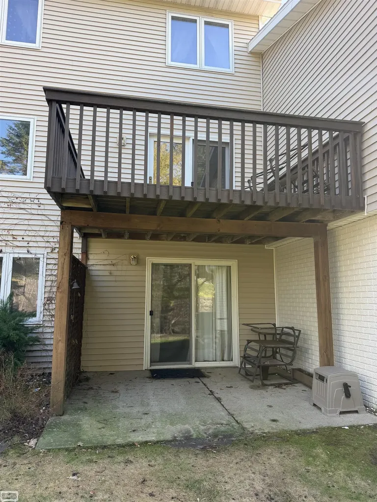 449 Irons Park Drive West Branch City MI 48661