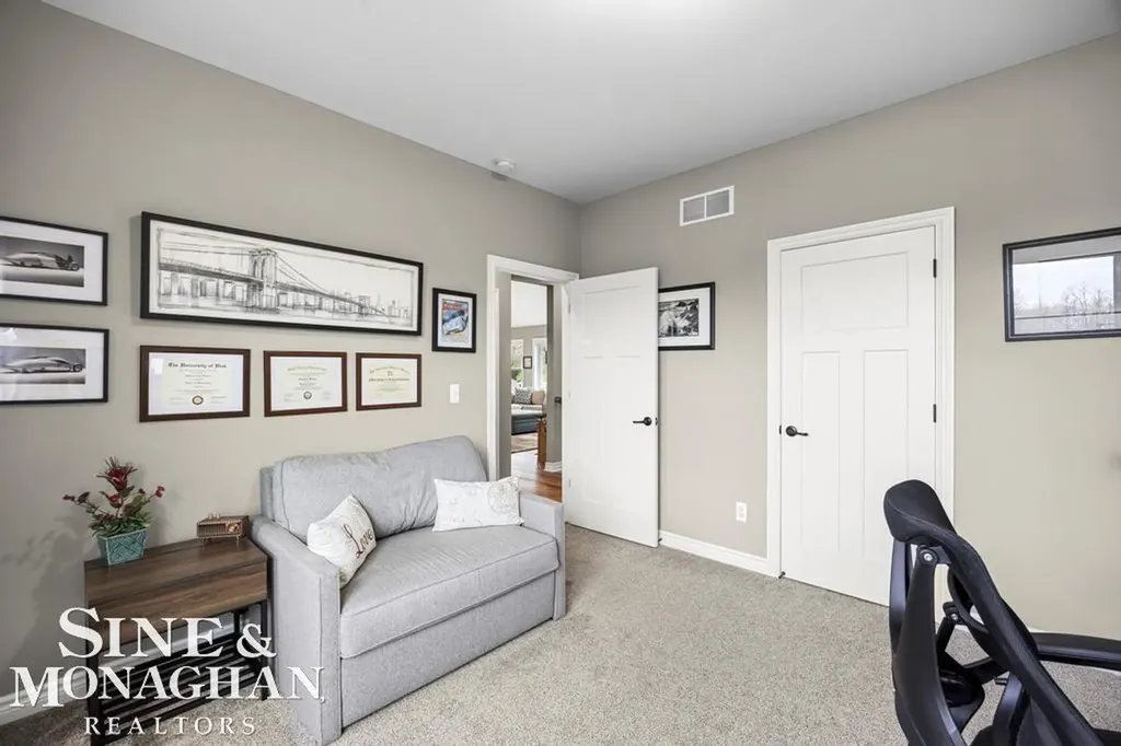 2285 White Hawk Trl Road Marion Township MI 48843