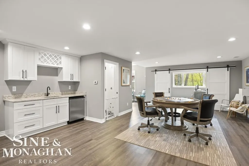 2285 White Hawk Trl Road Marion Township MI 48843