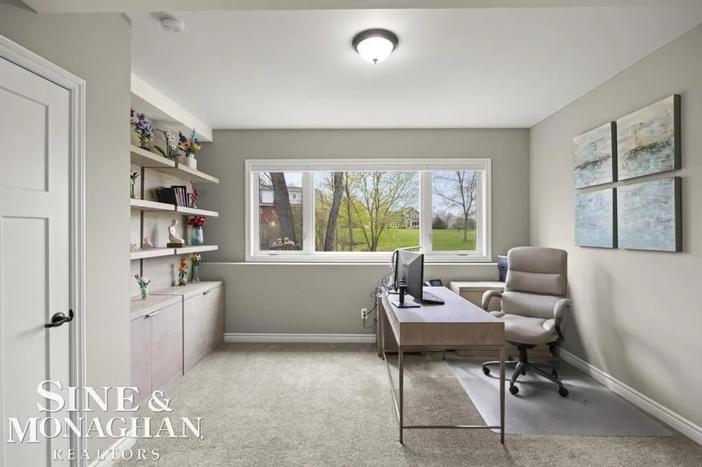2285 White Hawk Trl Road Marion Township MI 48843