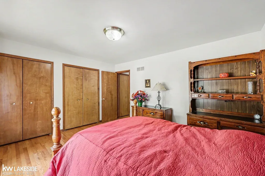 53710 Wellington Drive Shelby Charter Township MI 48315