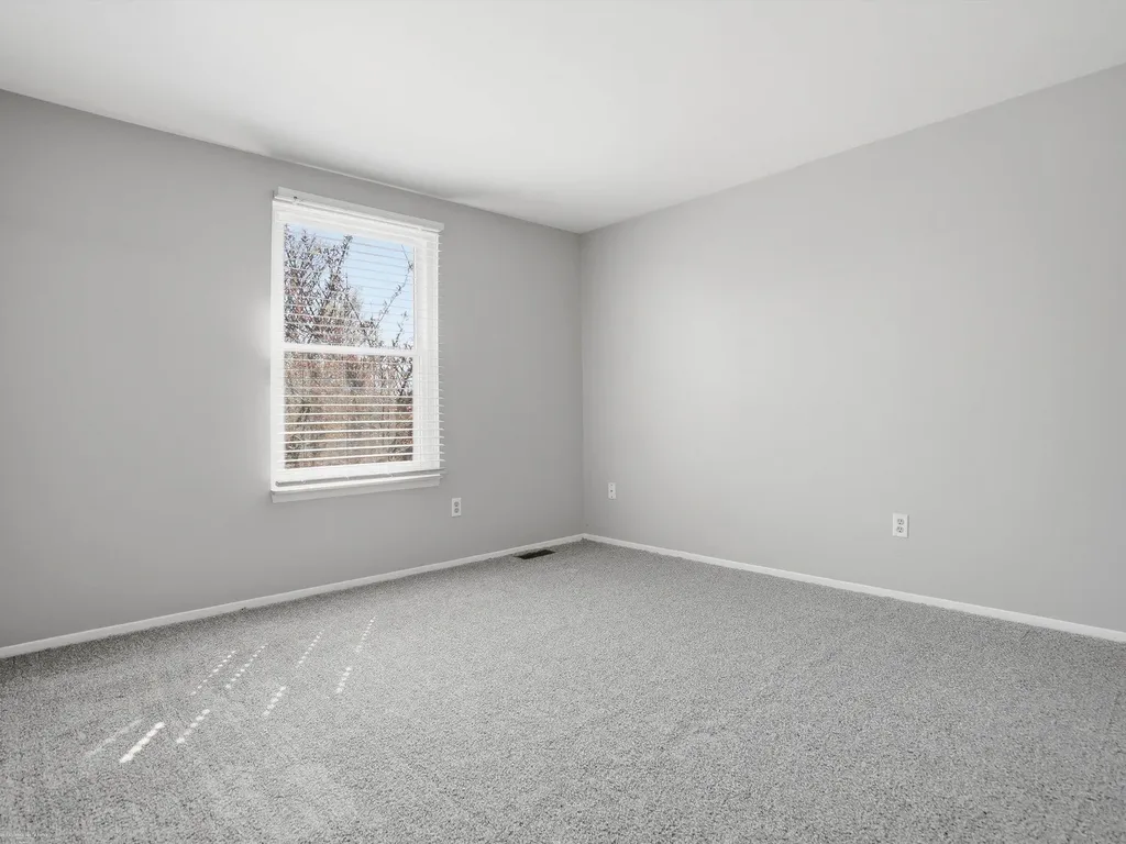 1405 Shaker Drive Troy City MI 48083