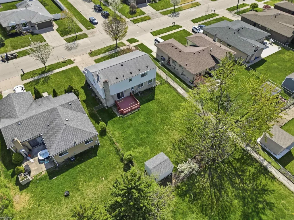 1405 Shaker Drive Troy City MI 48083