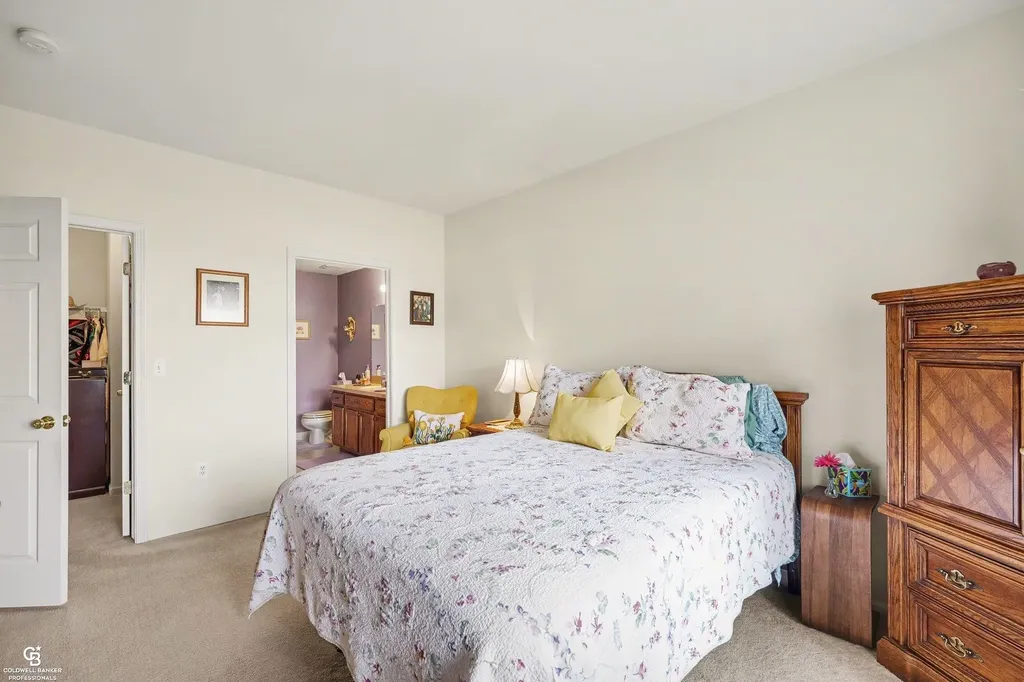 15368 Yale Drive Clinton Charter Township MI 48038