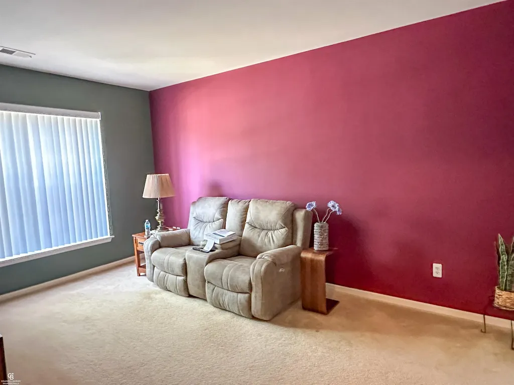 15368 Yale Drive Clinton Charter Township MI 48038