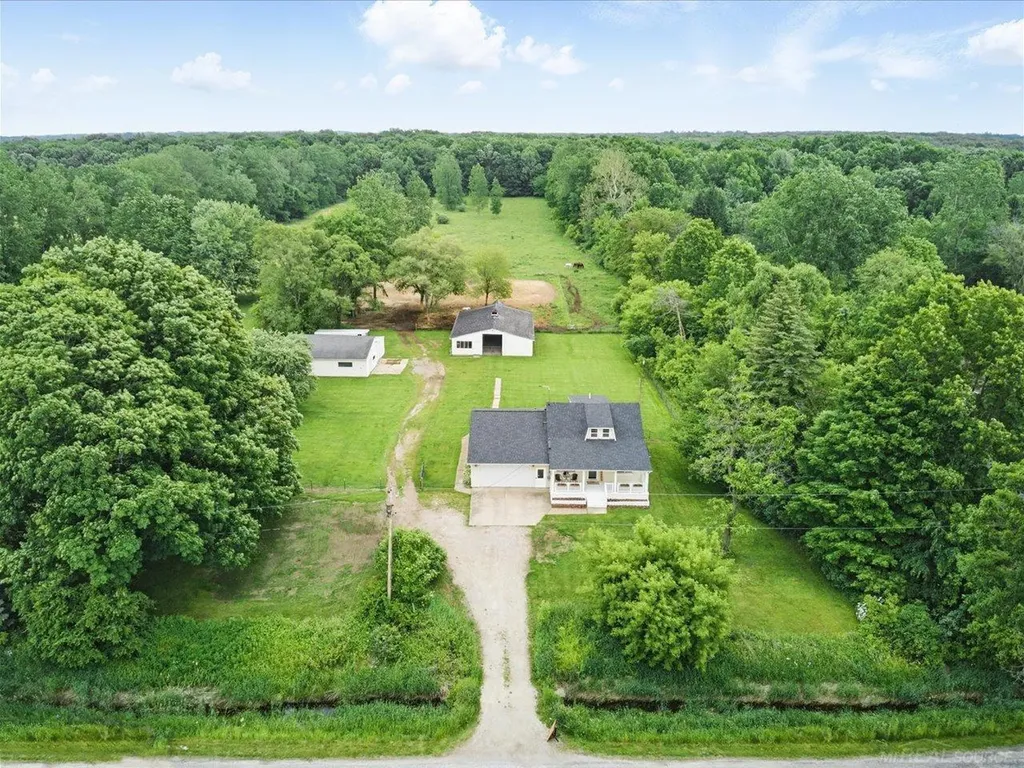 13485 S Block Road Birch Run Township MI 48415