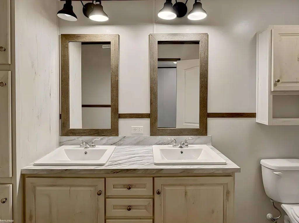 15369 Cartier Drive Clinton Charter Township MI 48038