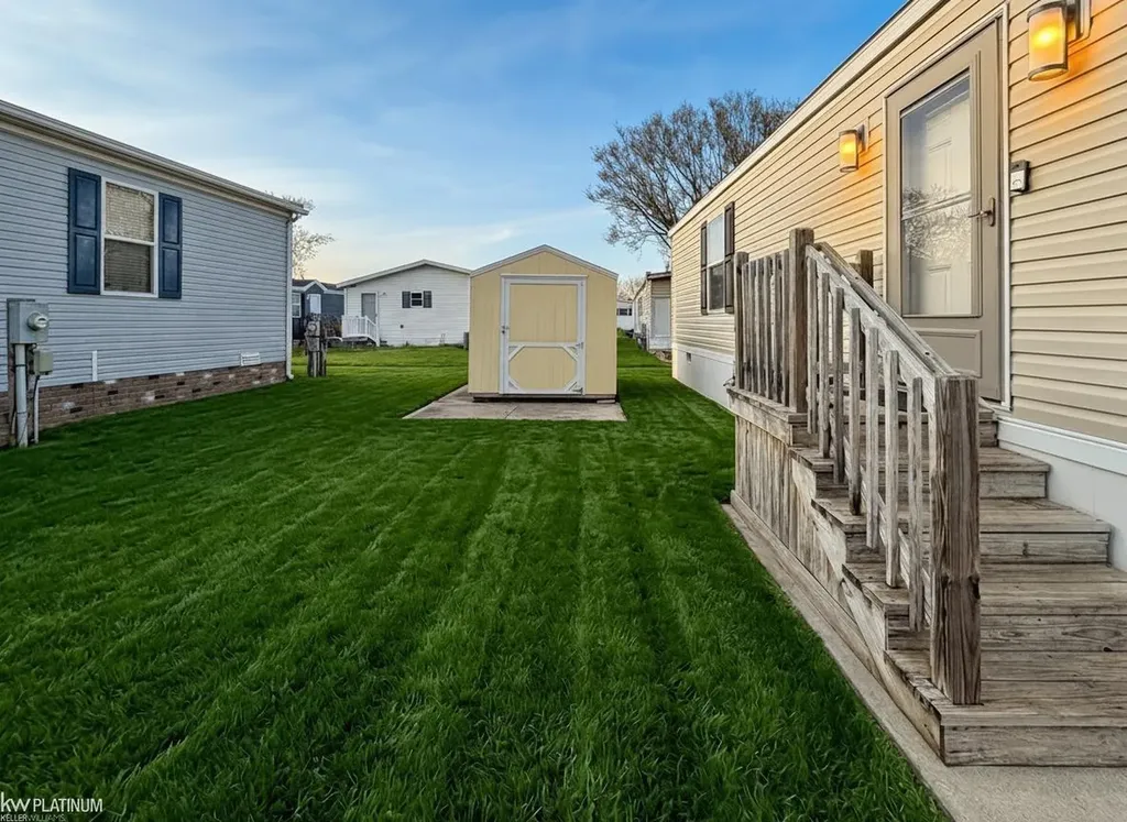 15369 Cartier Drive Clinton Charter Township MI 48038