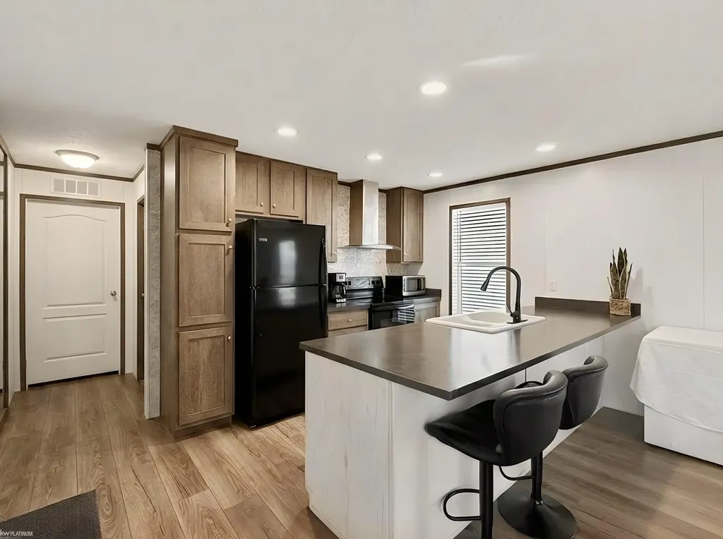15369 Cartier Drive Clinton Charter Township MI 48038