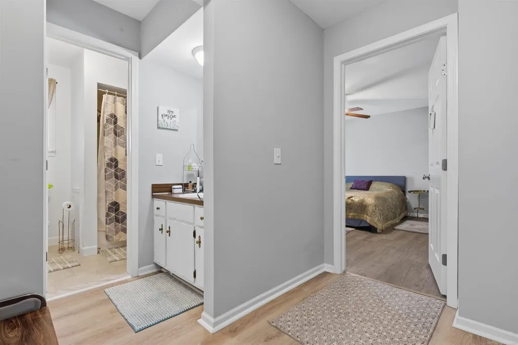 42211 Toddmark Ln Lane Clinton Charter Township MI 48038