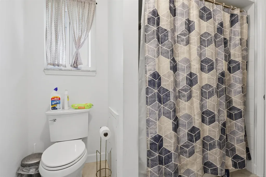 42211 Toddmark Ln Lane Clinton Charter Township MI 48038
