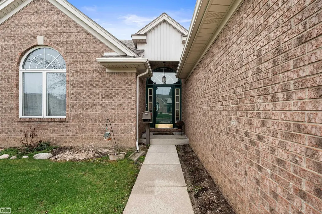 34896 Partridge Crossing Richmond City MI 48062