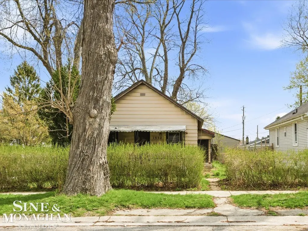 1532 Poplar Street Port Huron City MI 48060