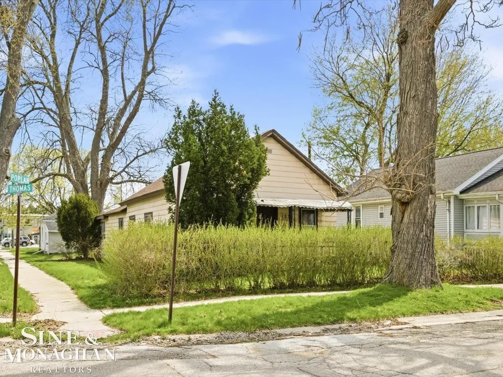 1532 Poplar Street Port Huron City MI 48060