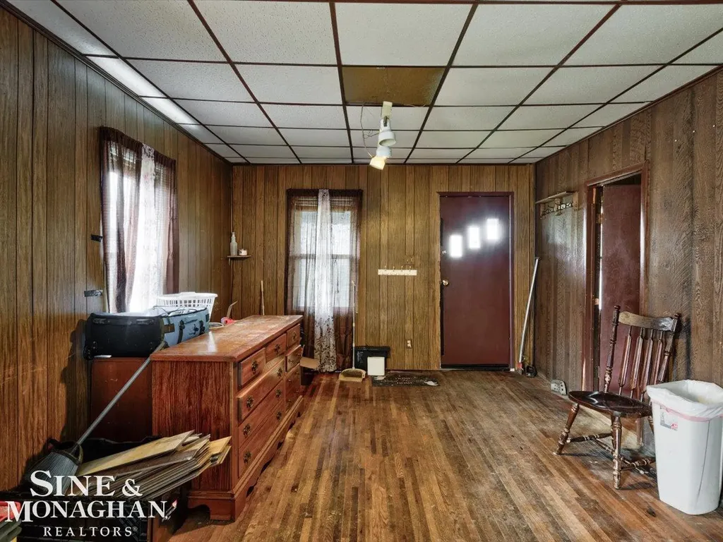1532 Poplar Street Port Huron City MI 48060