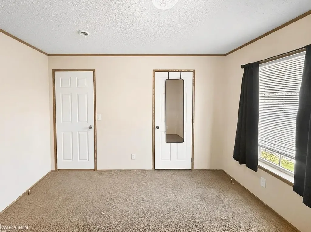 49982 Pennbrook Court Shelby Charter Township MI 48317