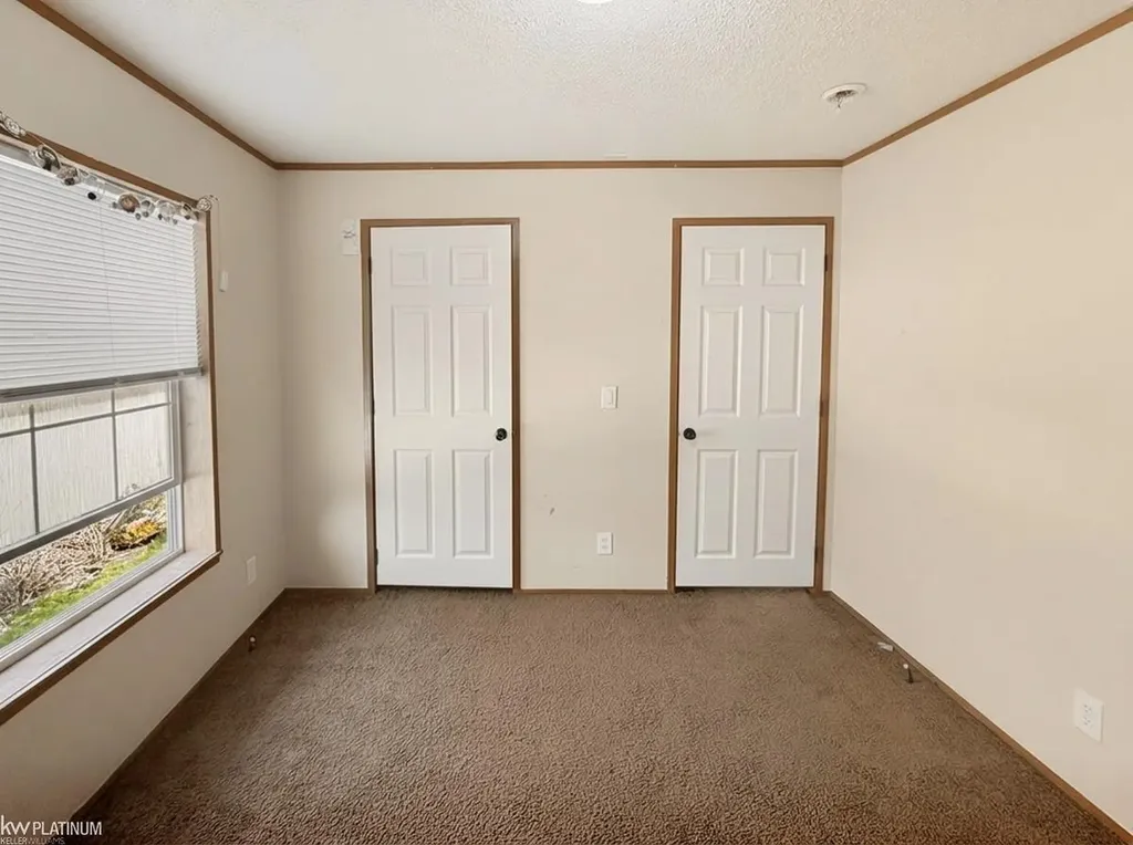 49982 Pennbrook Court Shelby Charter Township MI 48317