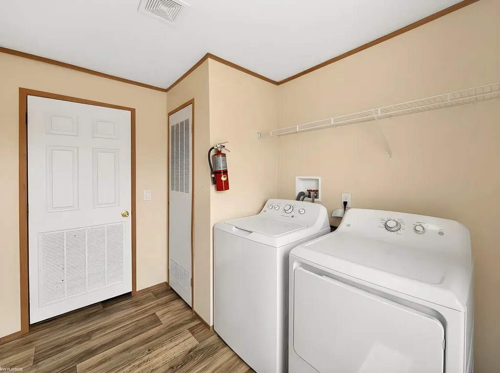 49982 Pennbrook Court Shelby Charter Township MI 48317