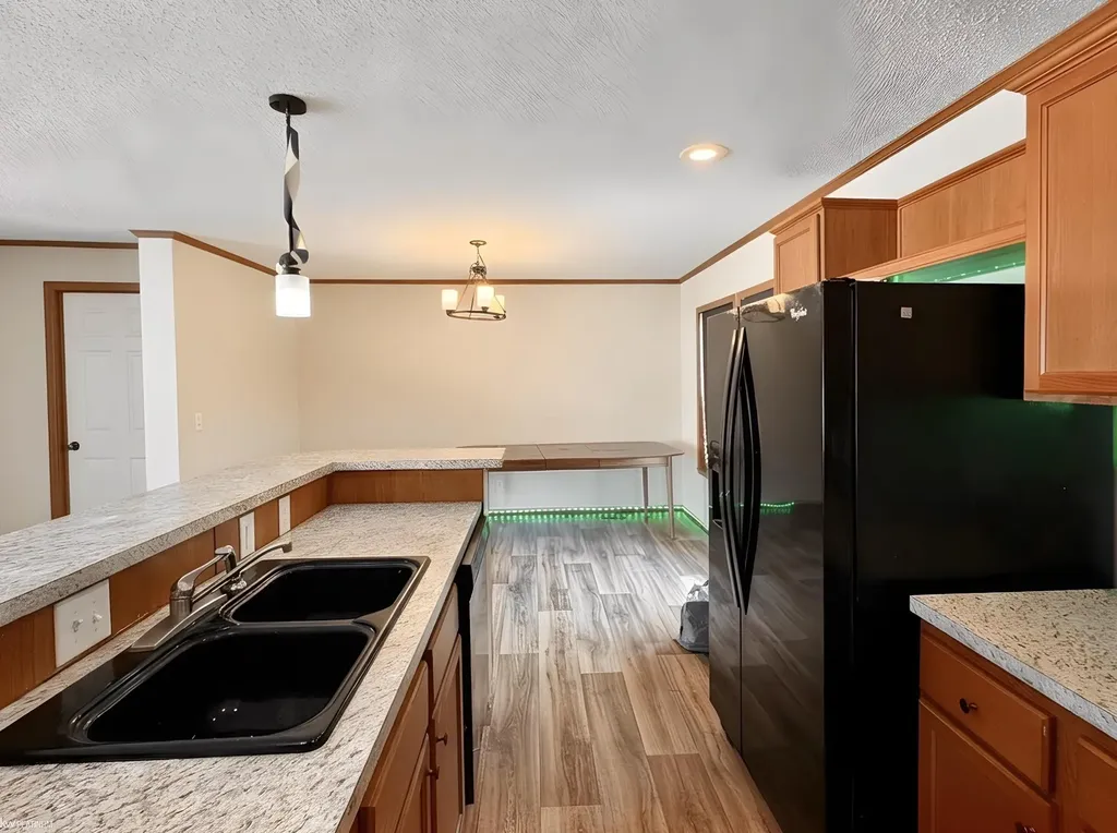 49982 Pennbrook Court Shelby Charter Township MI 48317