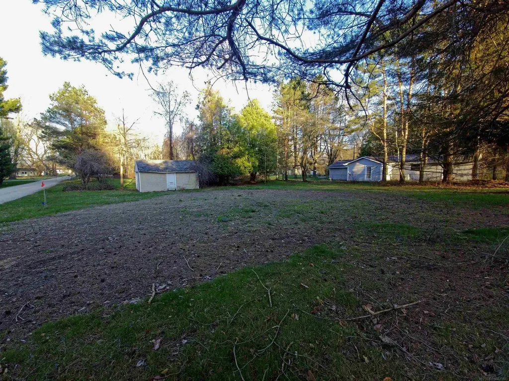 7333 Hawthorne Road Worth Township MI 48450