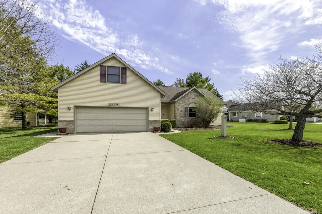 5679 Governor Sleeper Court Lexington Village MI 48450
