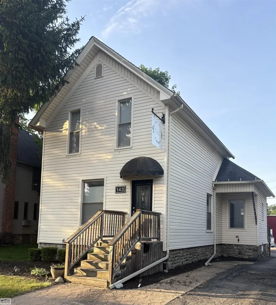 143 W Saint Clair Street Romeo Village MI 48065