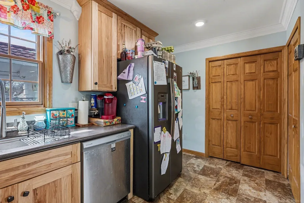 306 Sanson Street Bay City City MI 48706